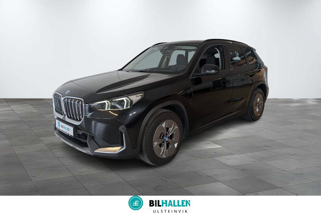 BMW iX1