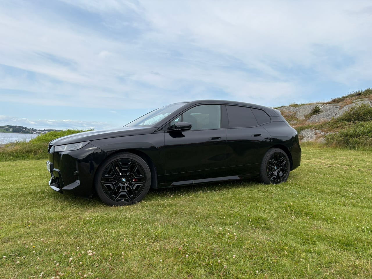 BMW iX