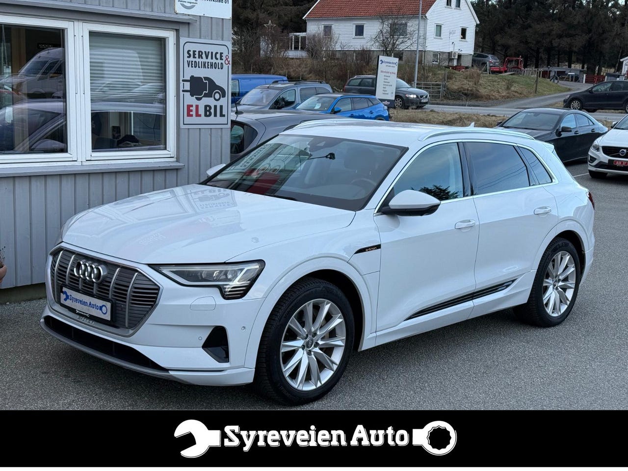 Audi e-tron