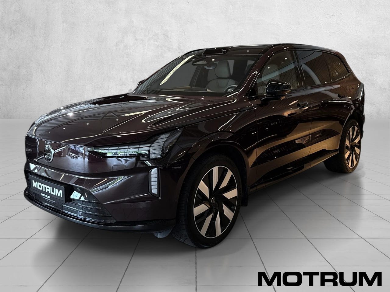 Volvo EX90