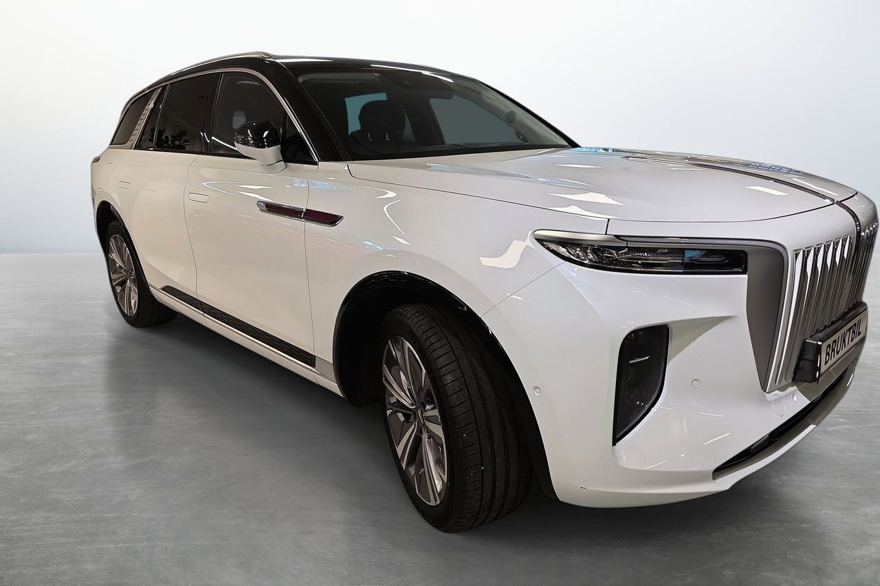 Hongqi E-HS9