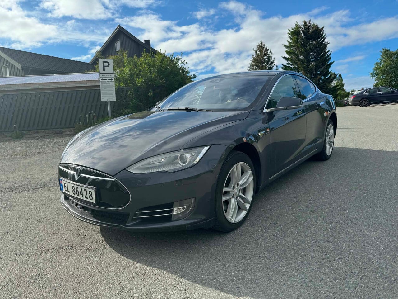 Tesla Model S
