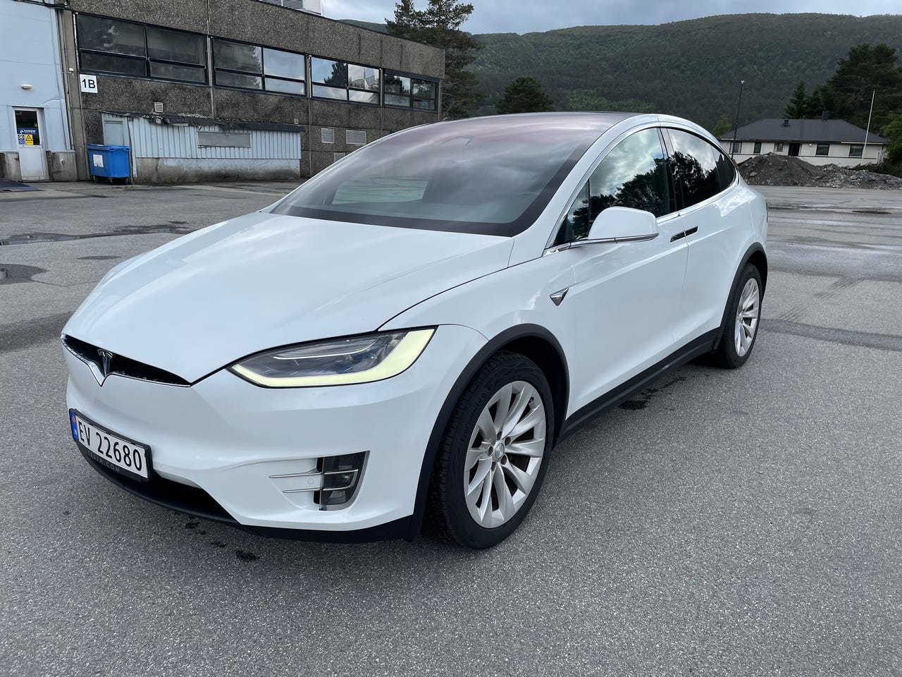 Tesla Model X