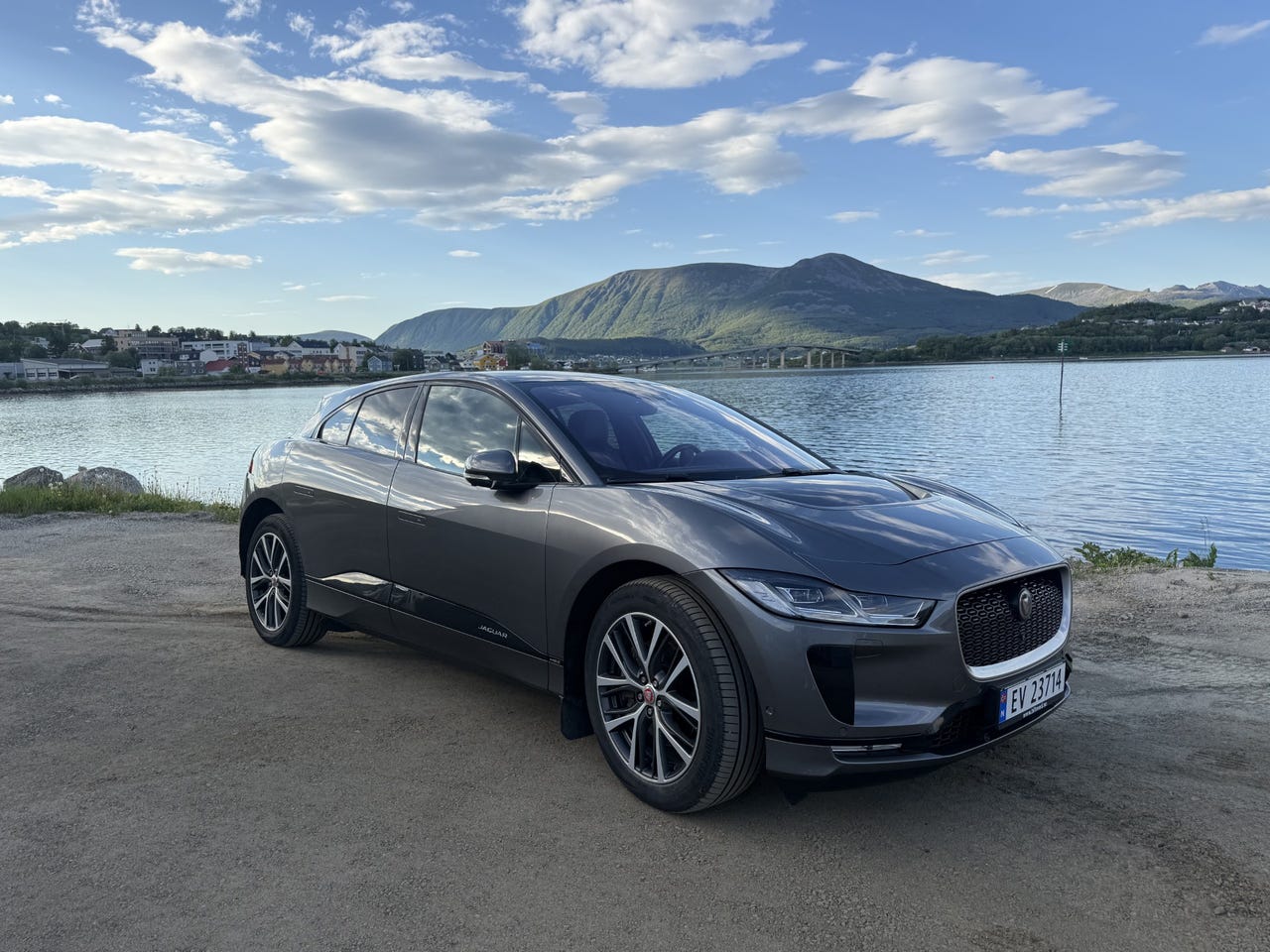 Jaguar I-PACE