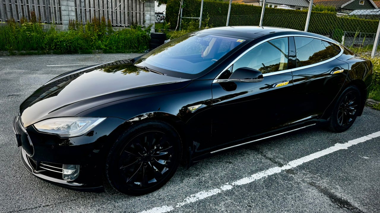 Tesla Model S