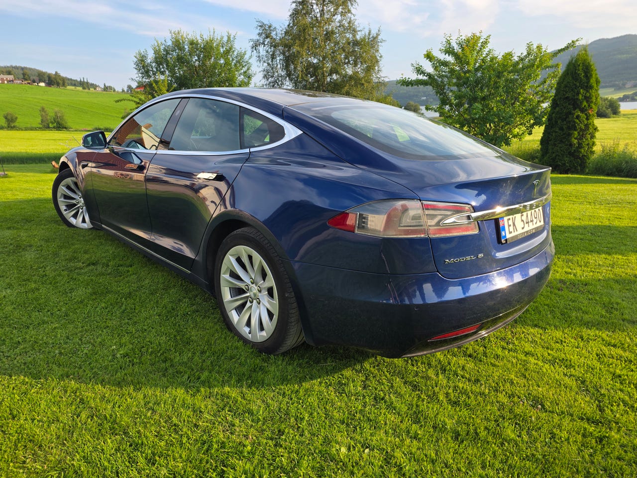 Tesla Model S