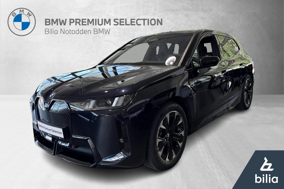 BMW iX