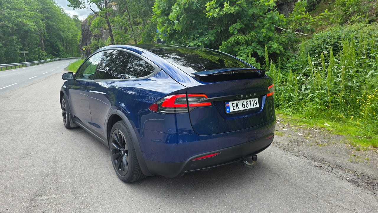 Tesla Model X