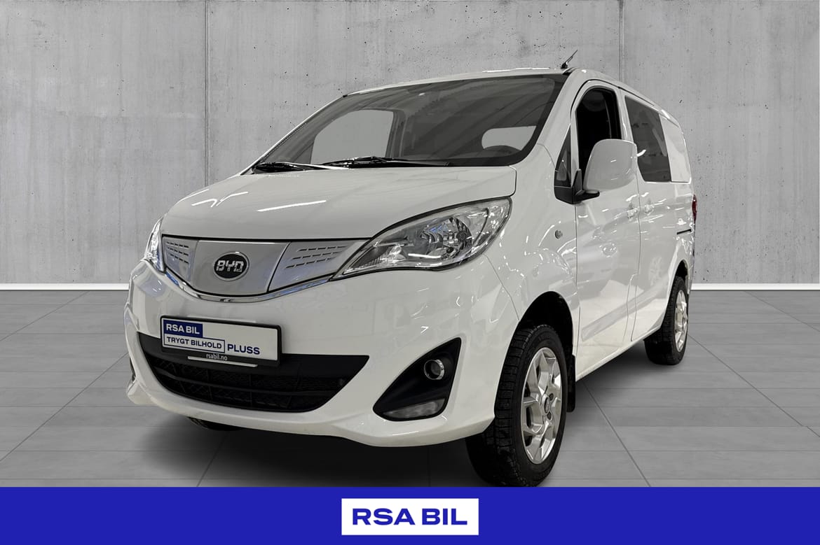BYD T3