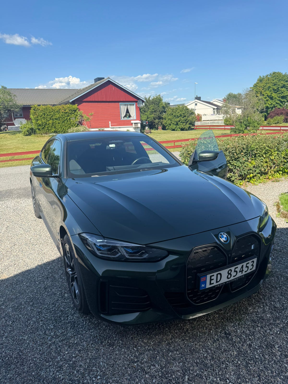 BMW i4
