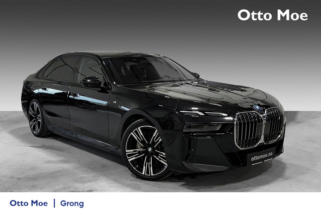 BMW i7