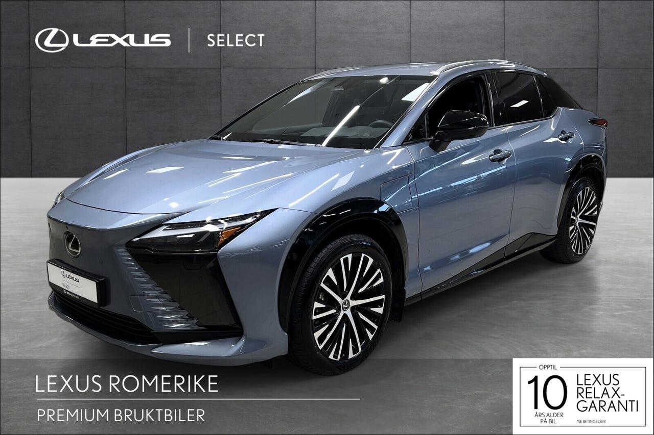 Lexus RZ450e