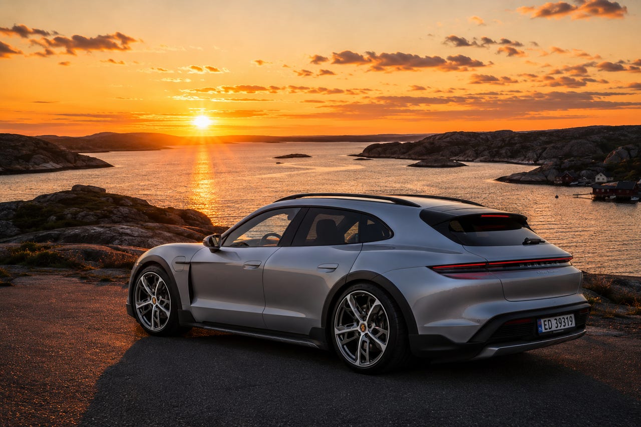 Porsche Taycan Cross Turismo
