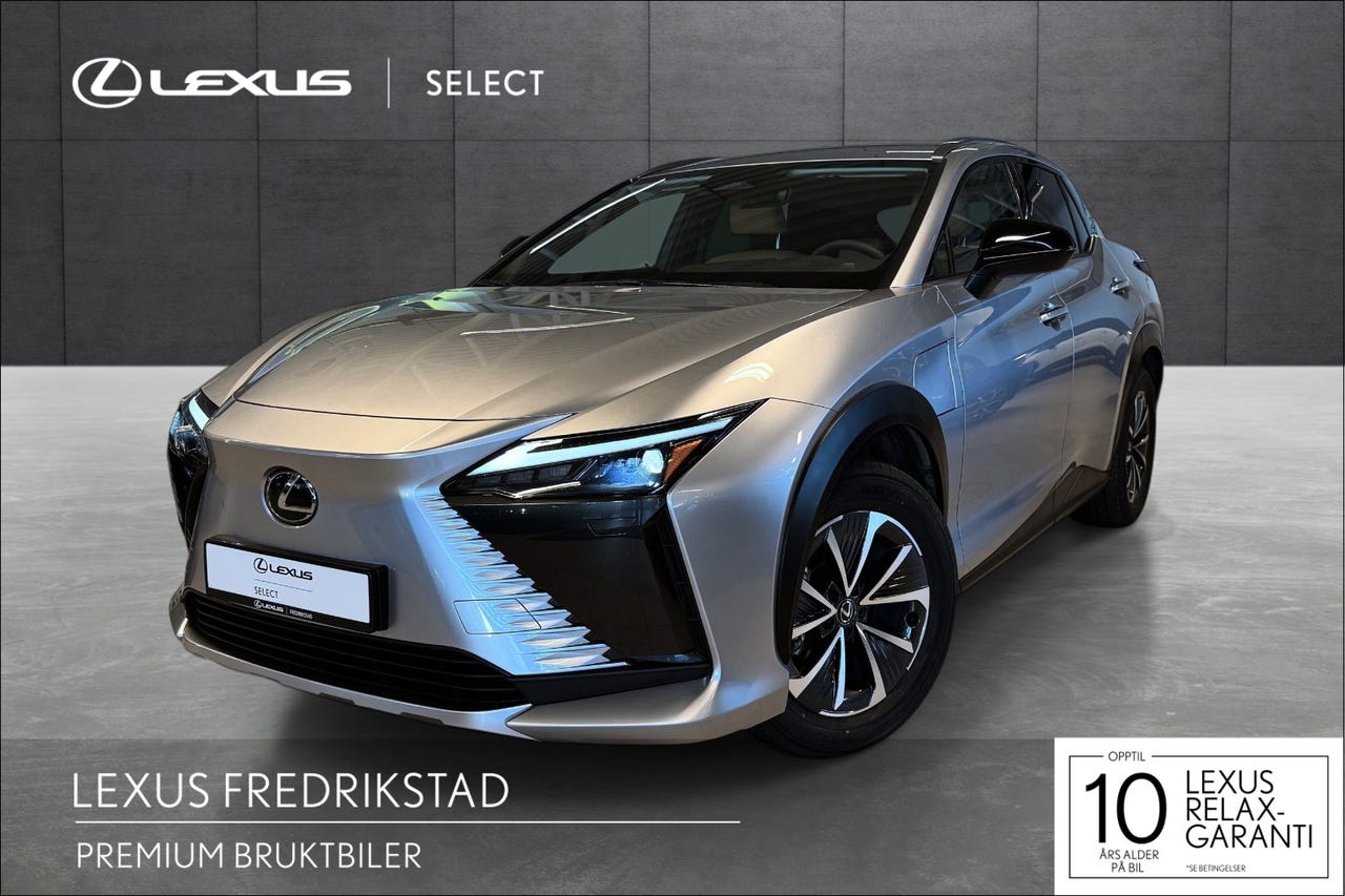 Lexus RZ450e