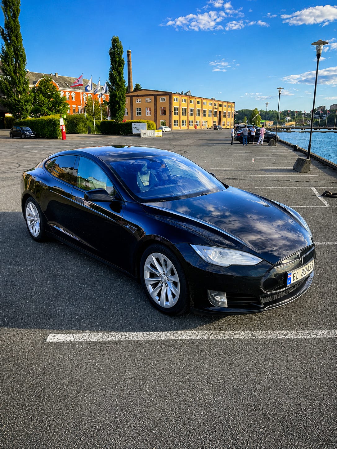Tesla Model S