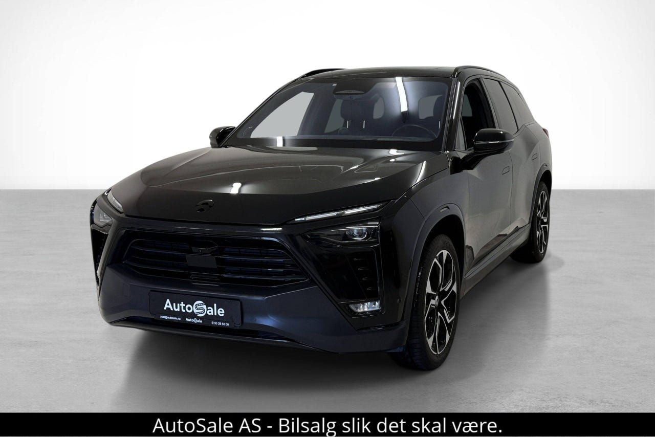 NIO ES8