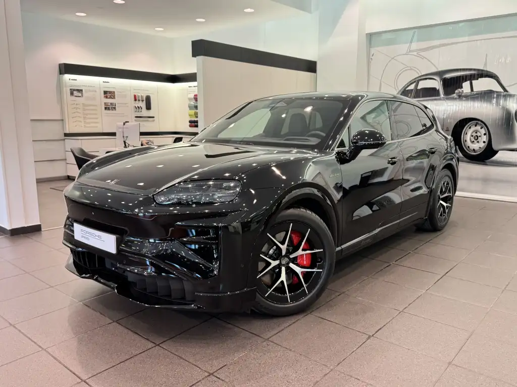 Porsche Cayenne Turbo Electric