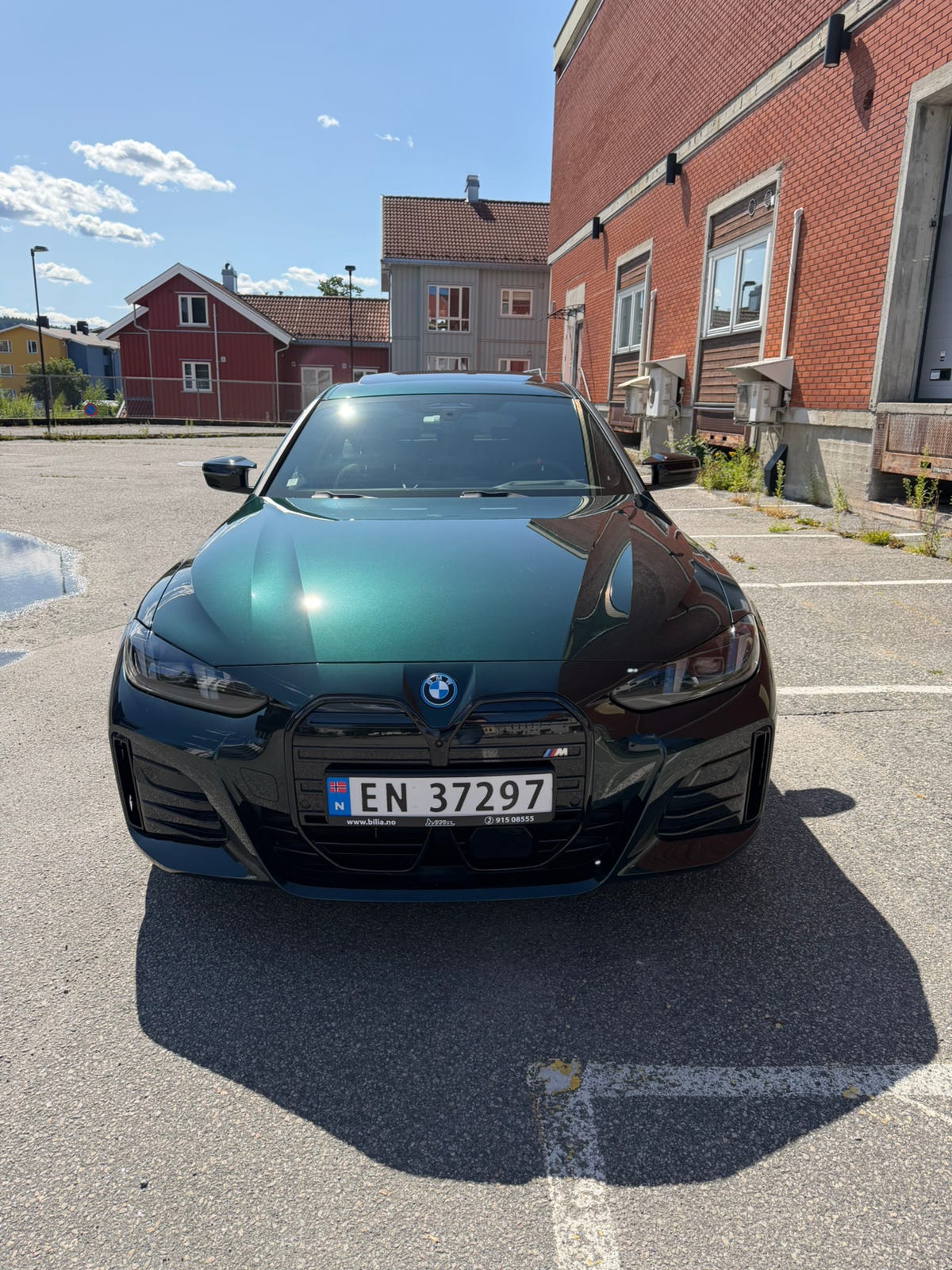 BMW i4