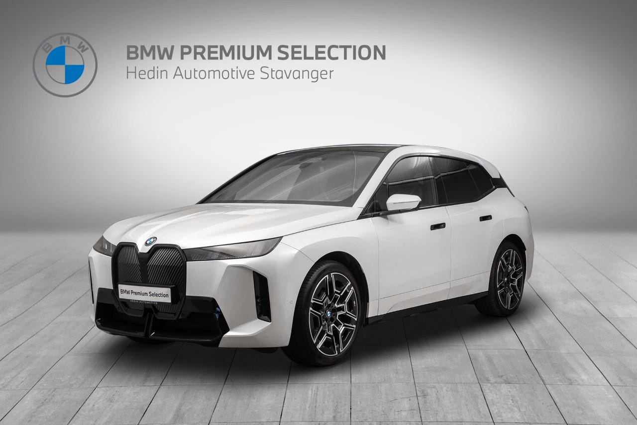 BMW iX