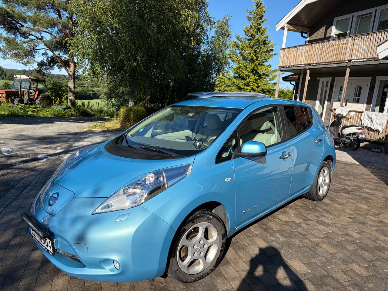 Nissan Leaf