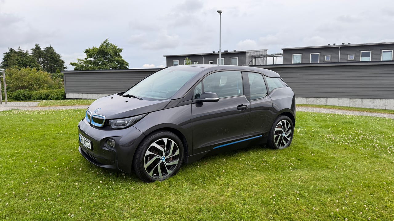 BMW i3
