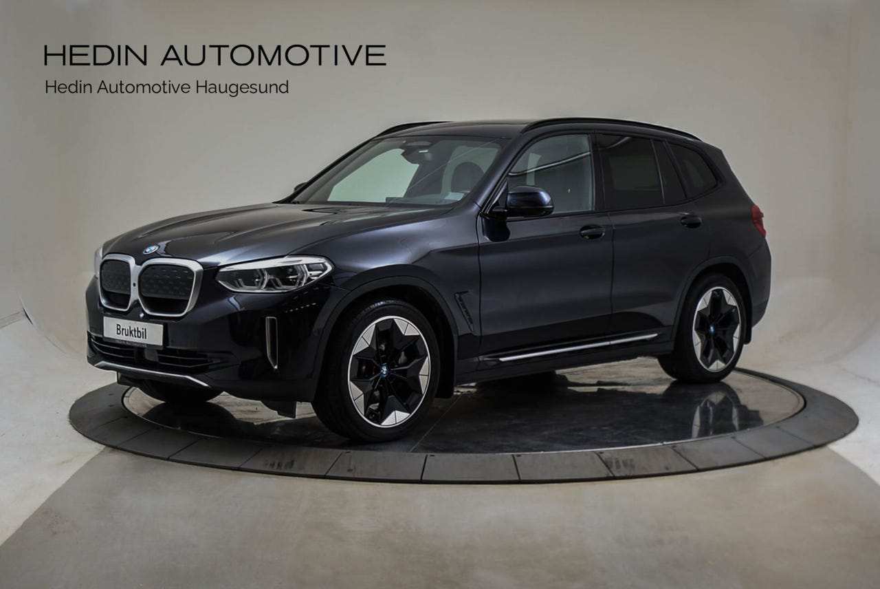 BMW iX3