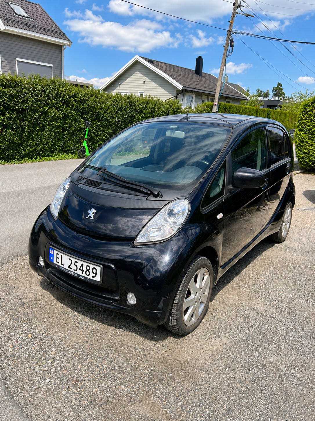 Peugeot iOn