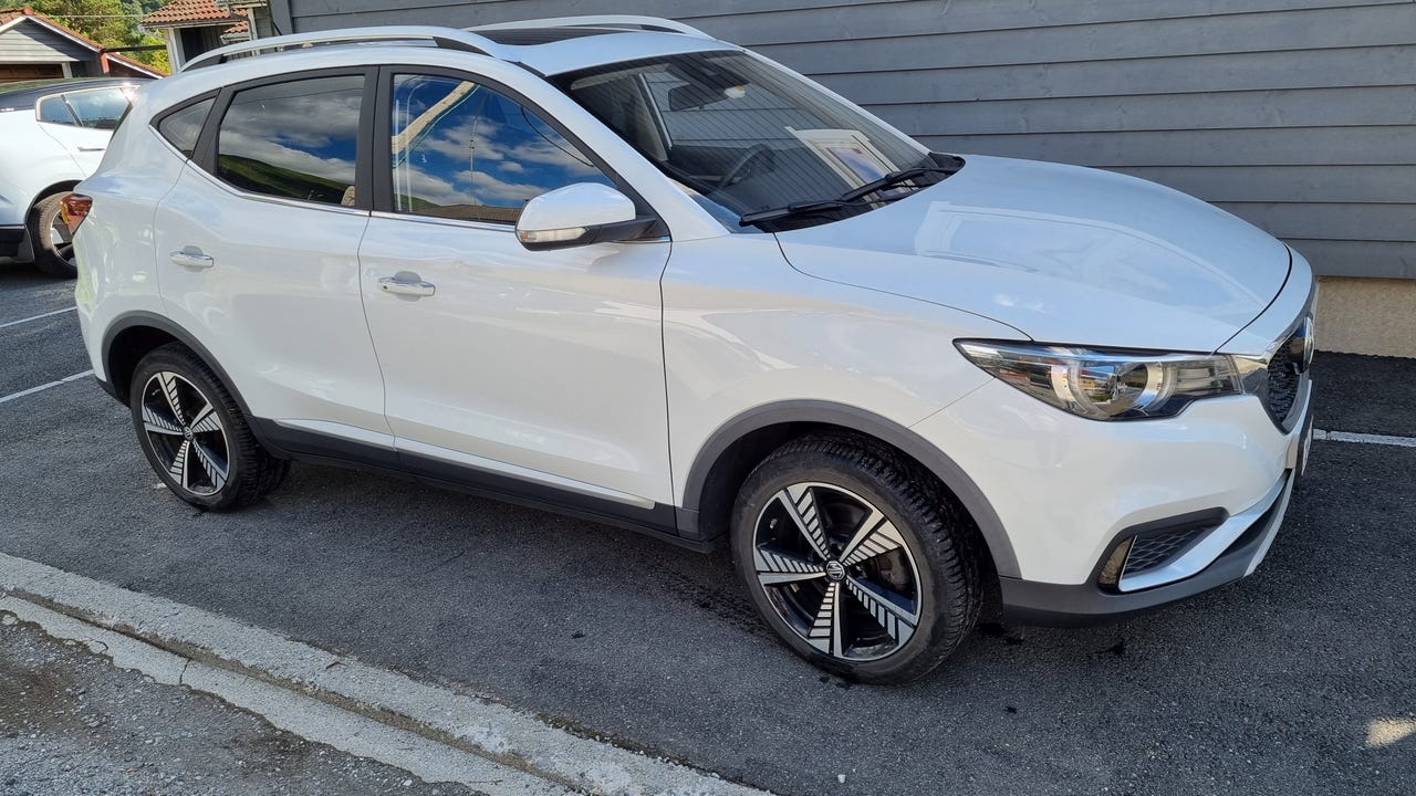 MG ZS EV