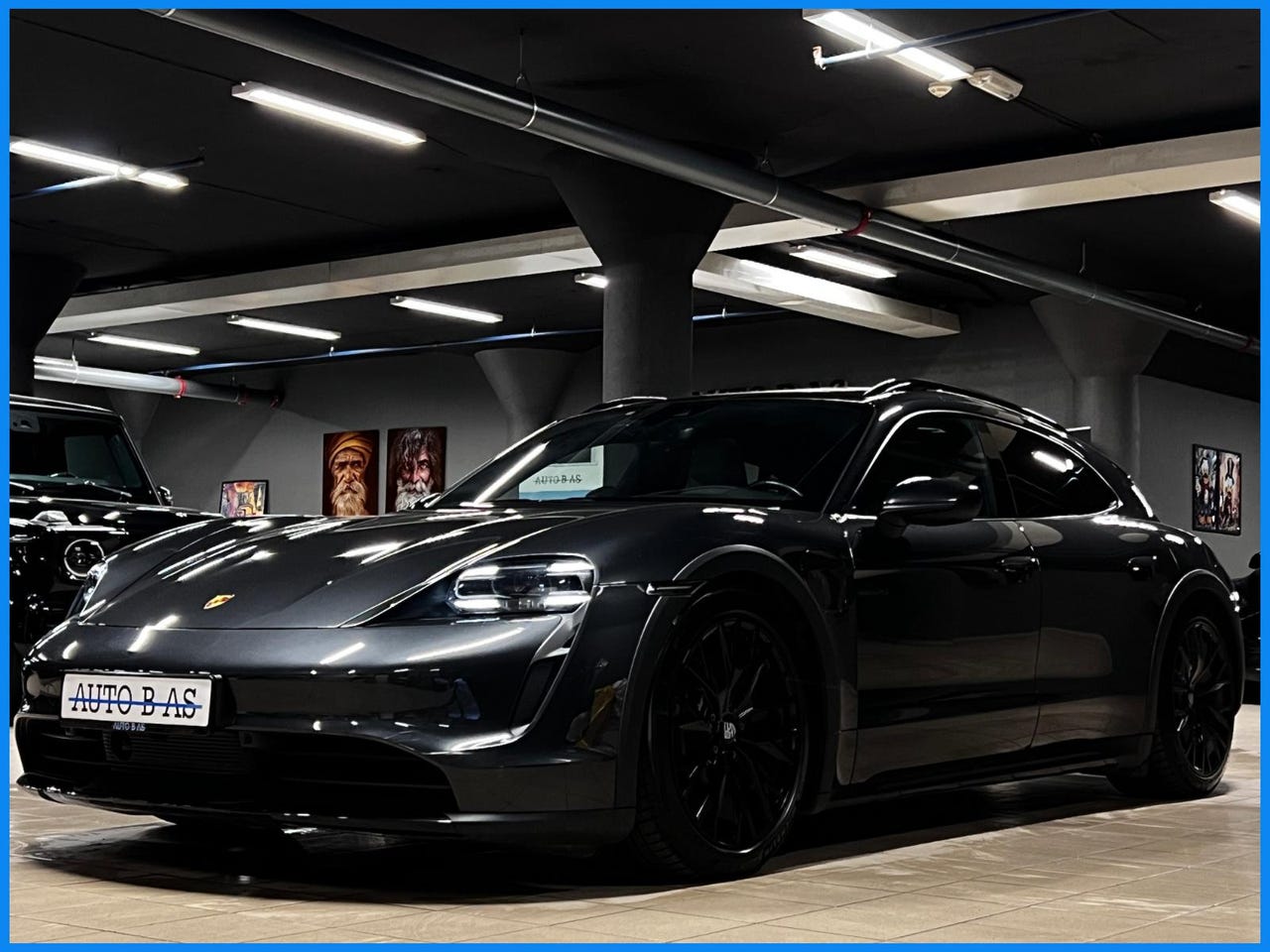 Porsche Taycan Cross Turismo