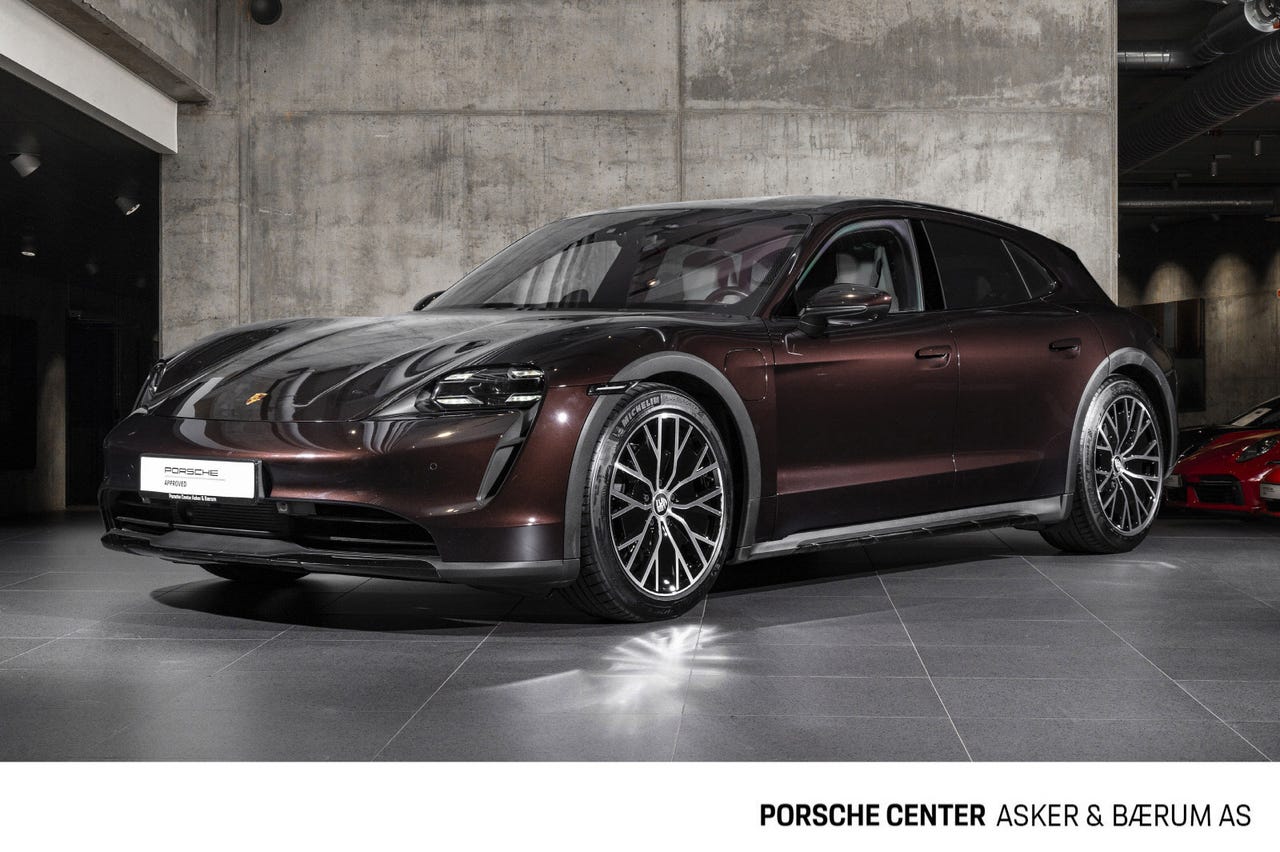 Porsche Taycan Cross Turismo