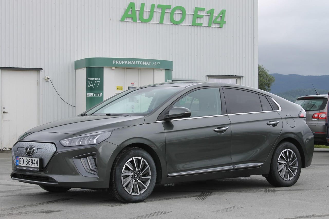 Hyundai IONIQ