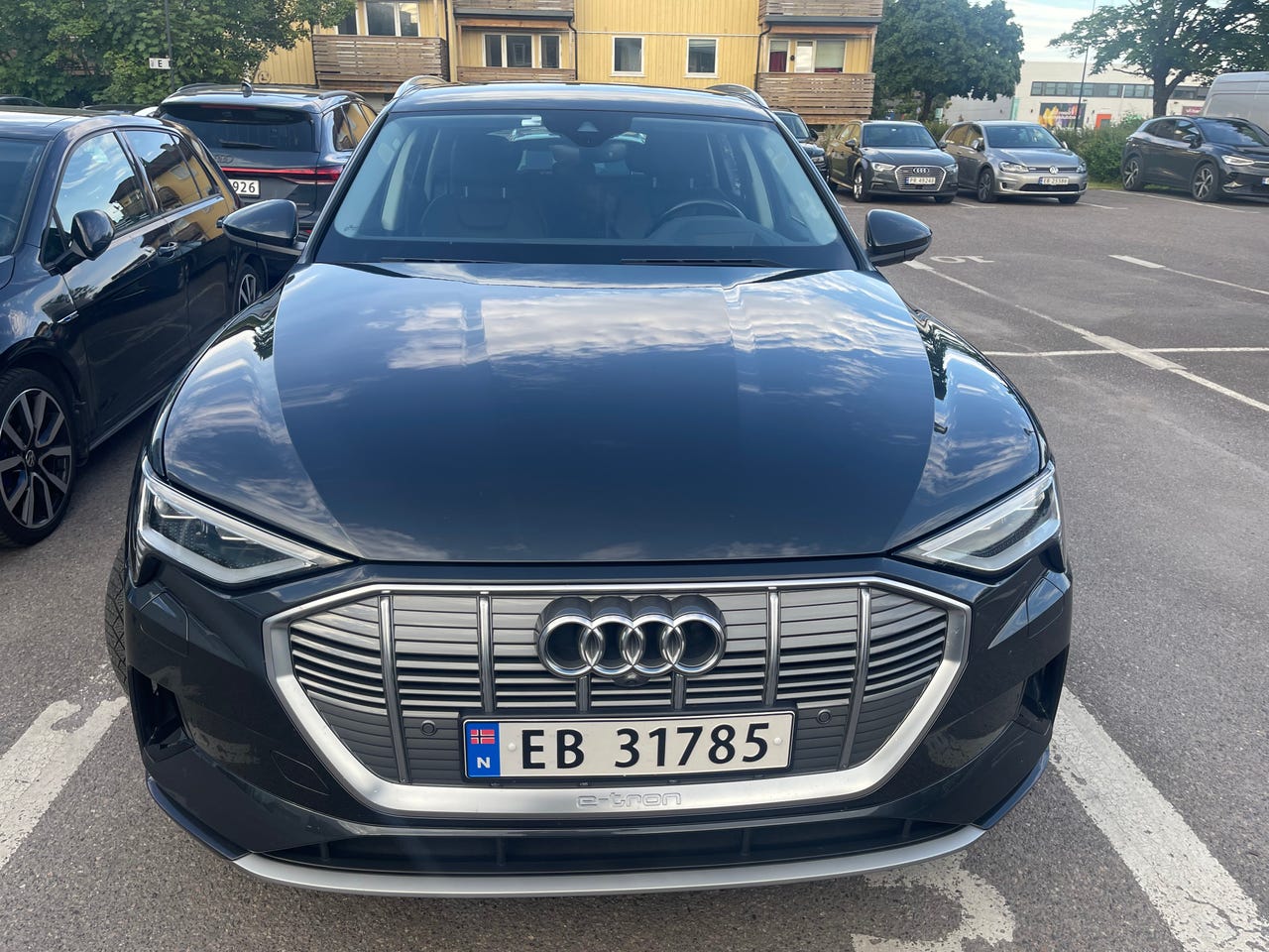 Audi e-tron