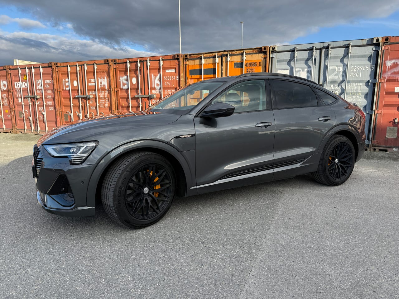 Audi e-tron