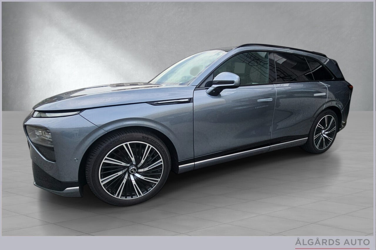 XPeng G9