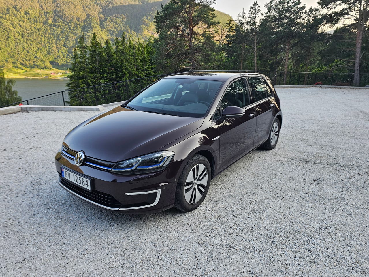 Volkswagen e-Golf VII