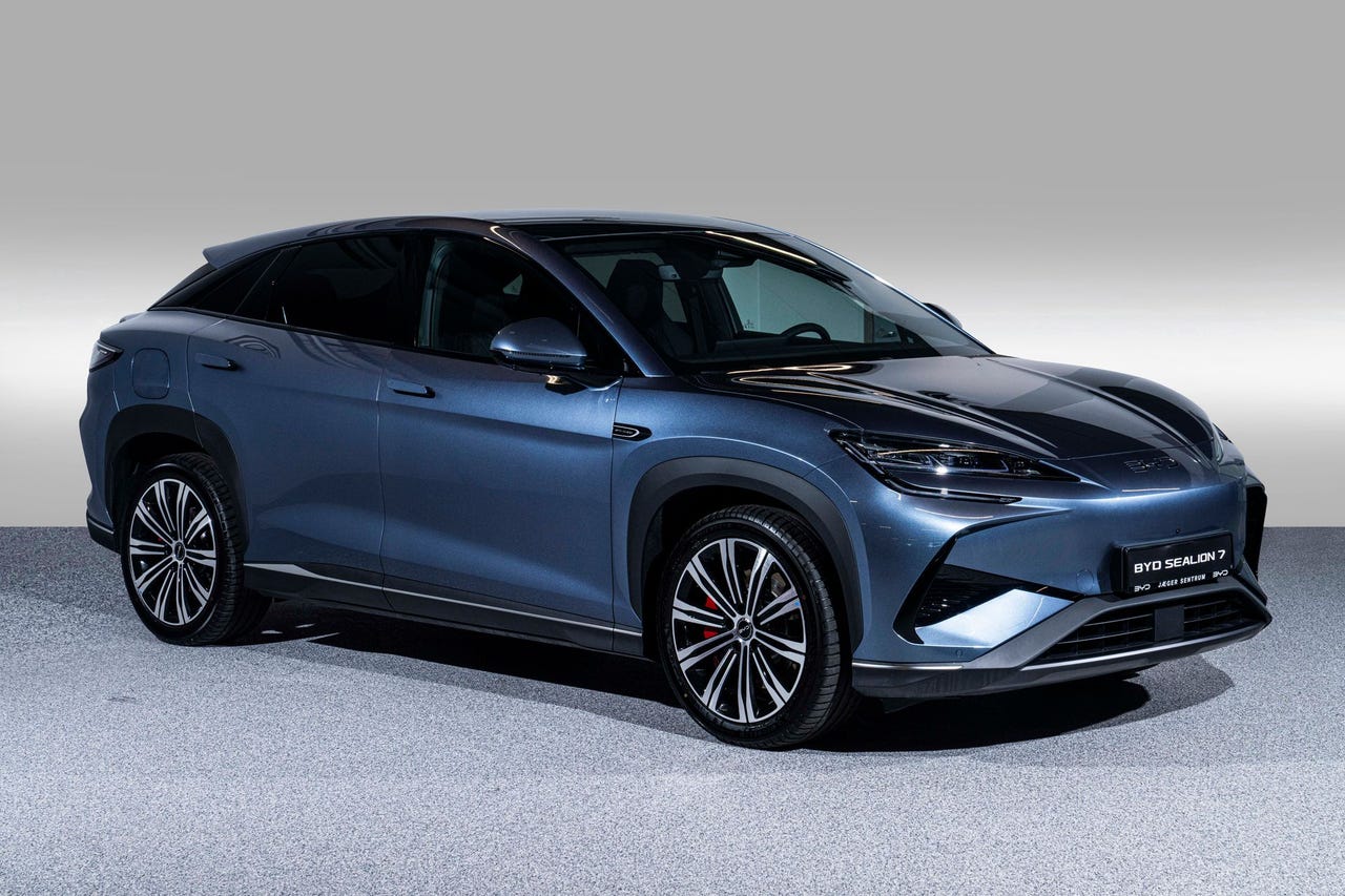 BYD Sealion 7
