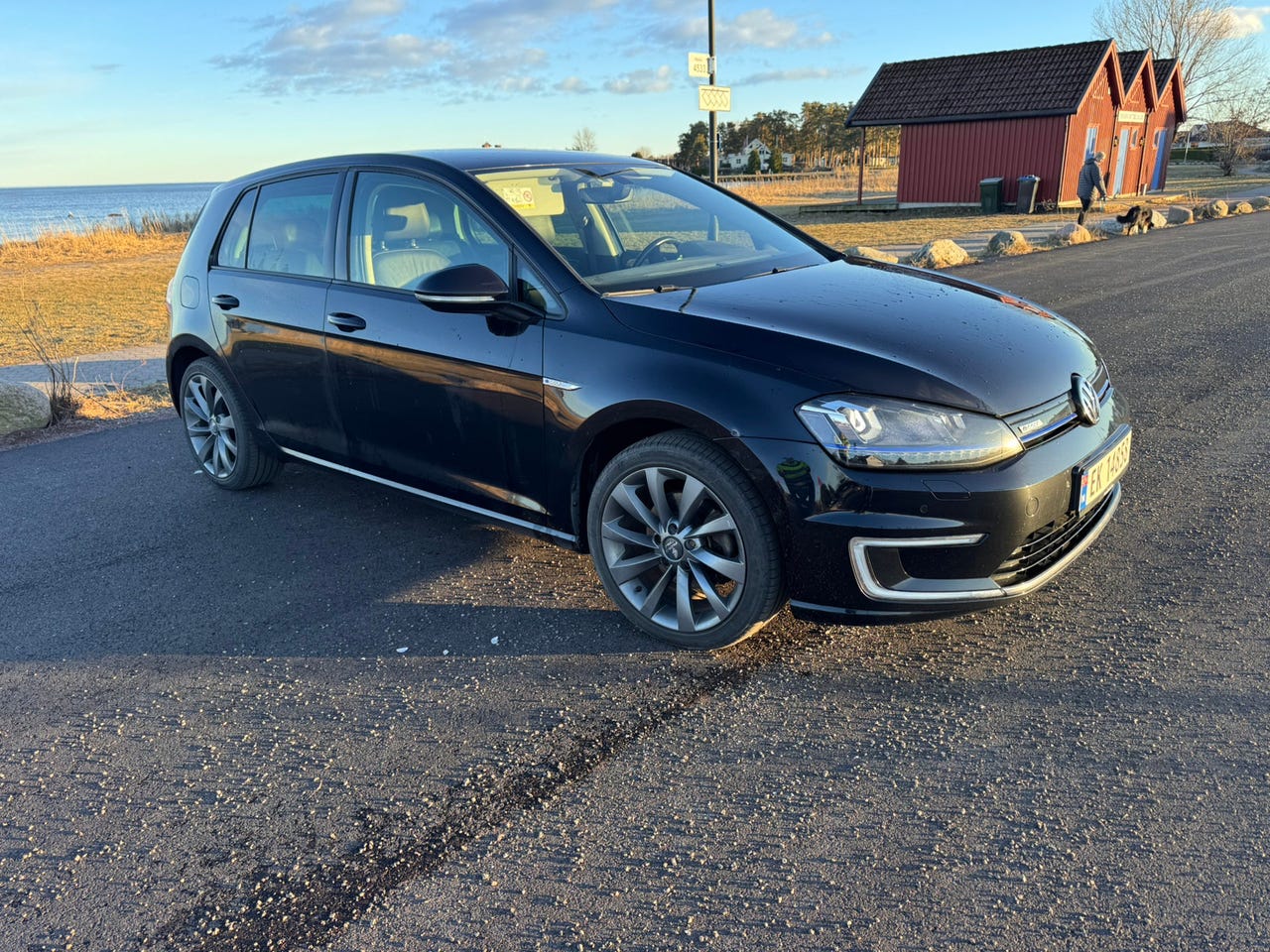 Volkswagen e-Golf VII