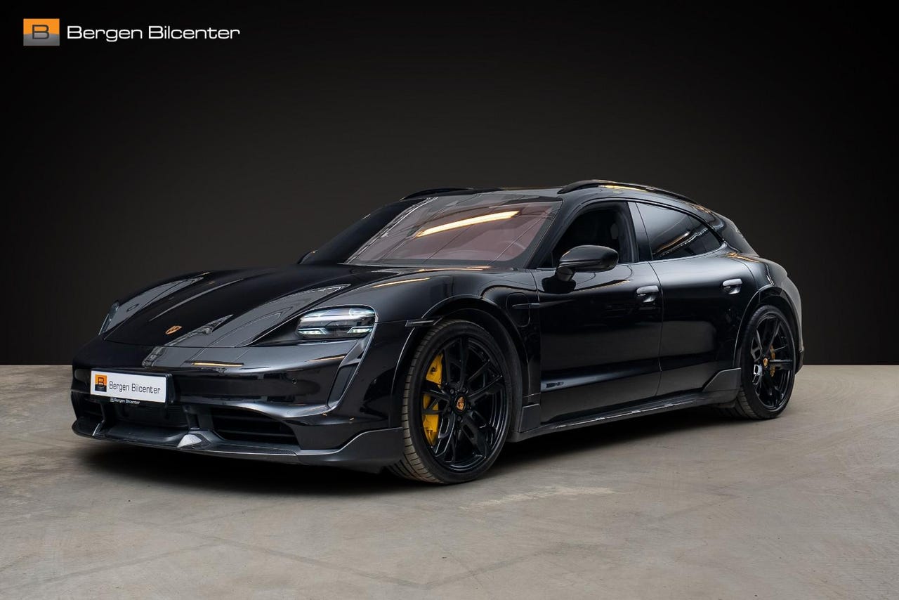Porsche Taycan Cross Turismo
