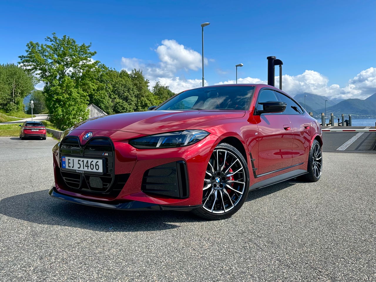 BMW i4