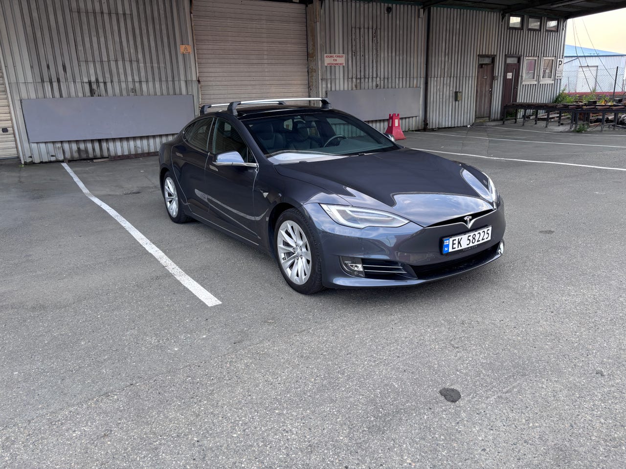 Tesla Model S