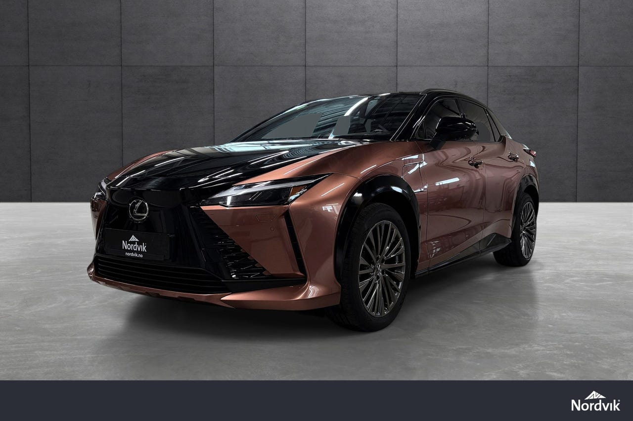 Lexus RZ450e