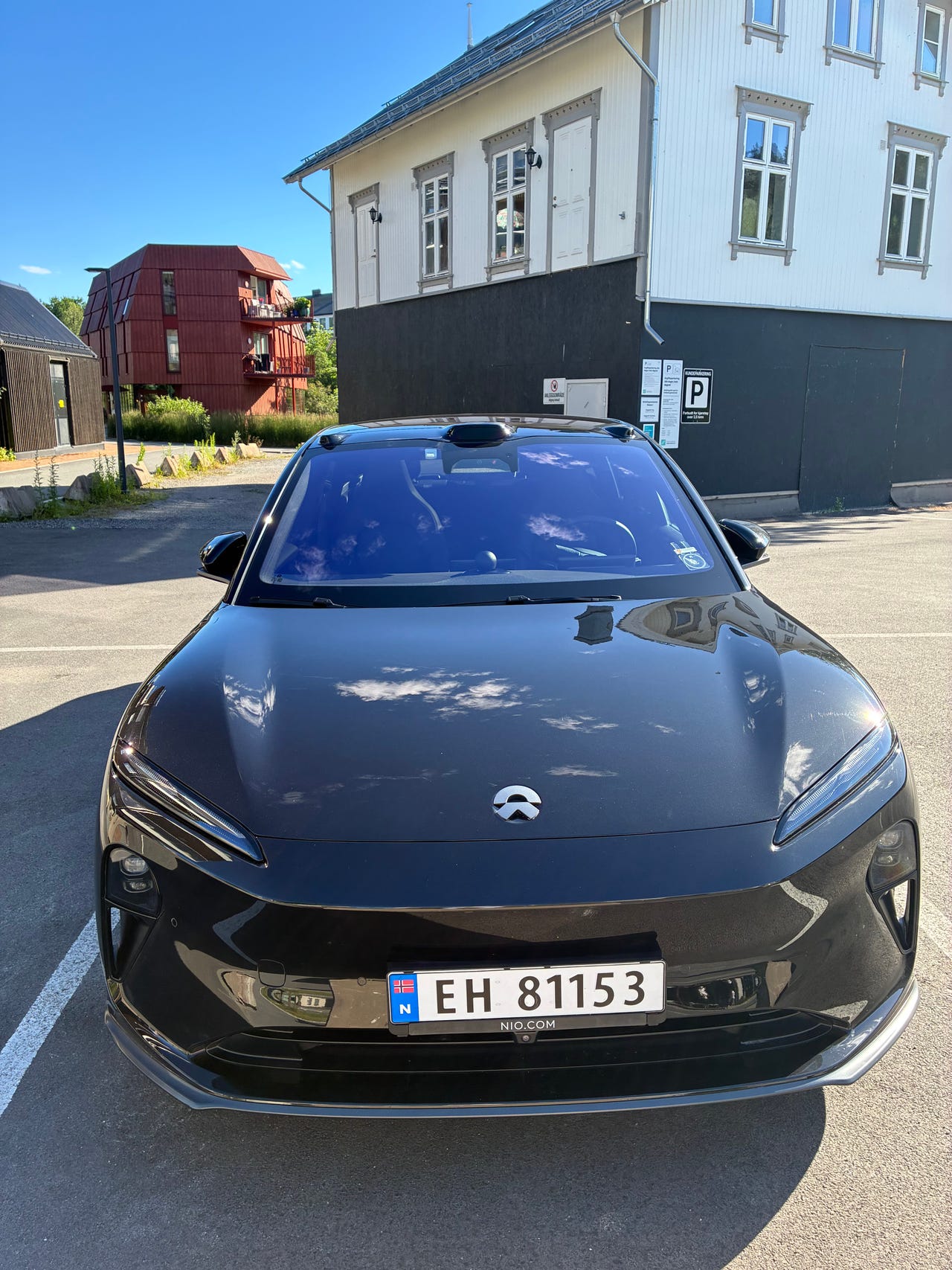 NIO ET5