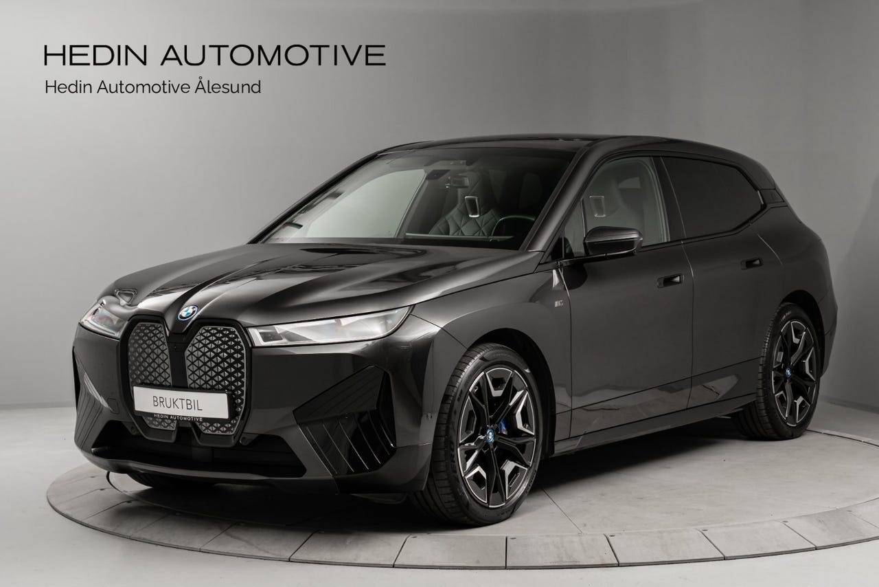 BMW iX