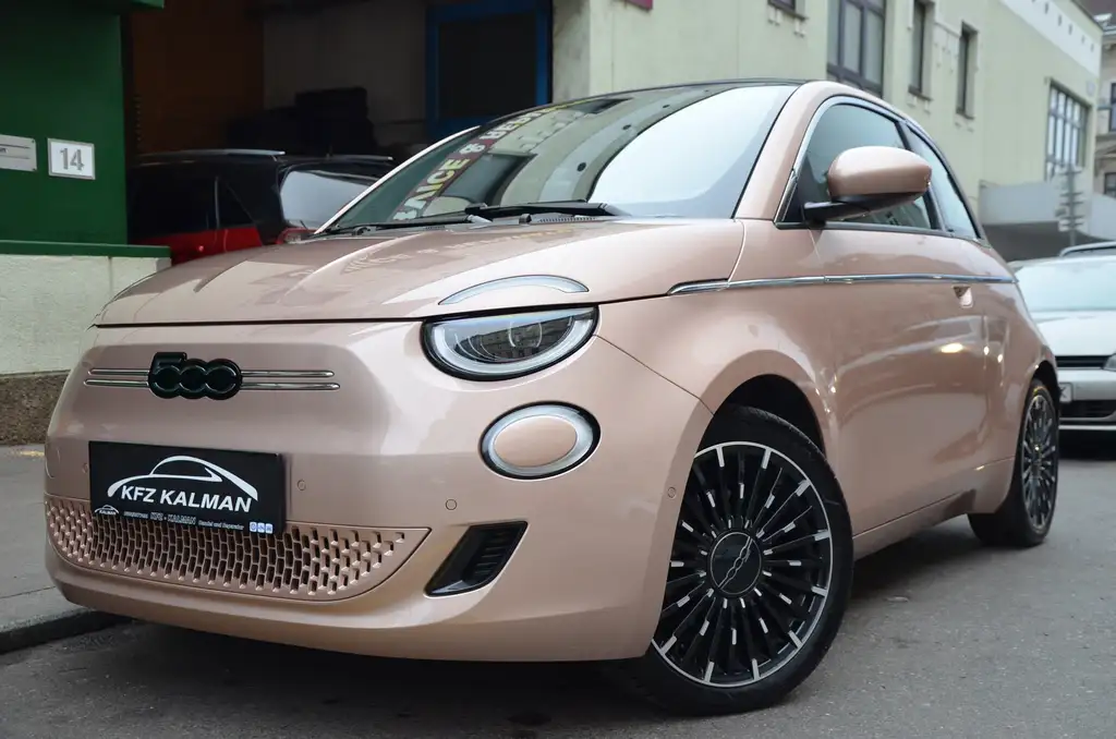 Fiat 500e La Prima 42kwh