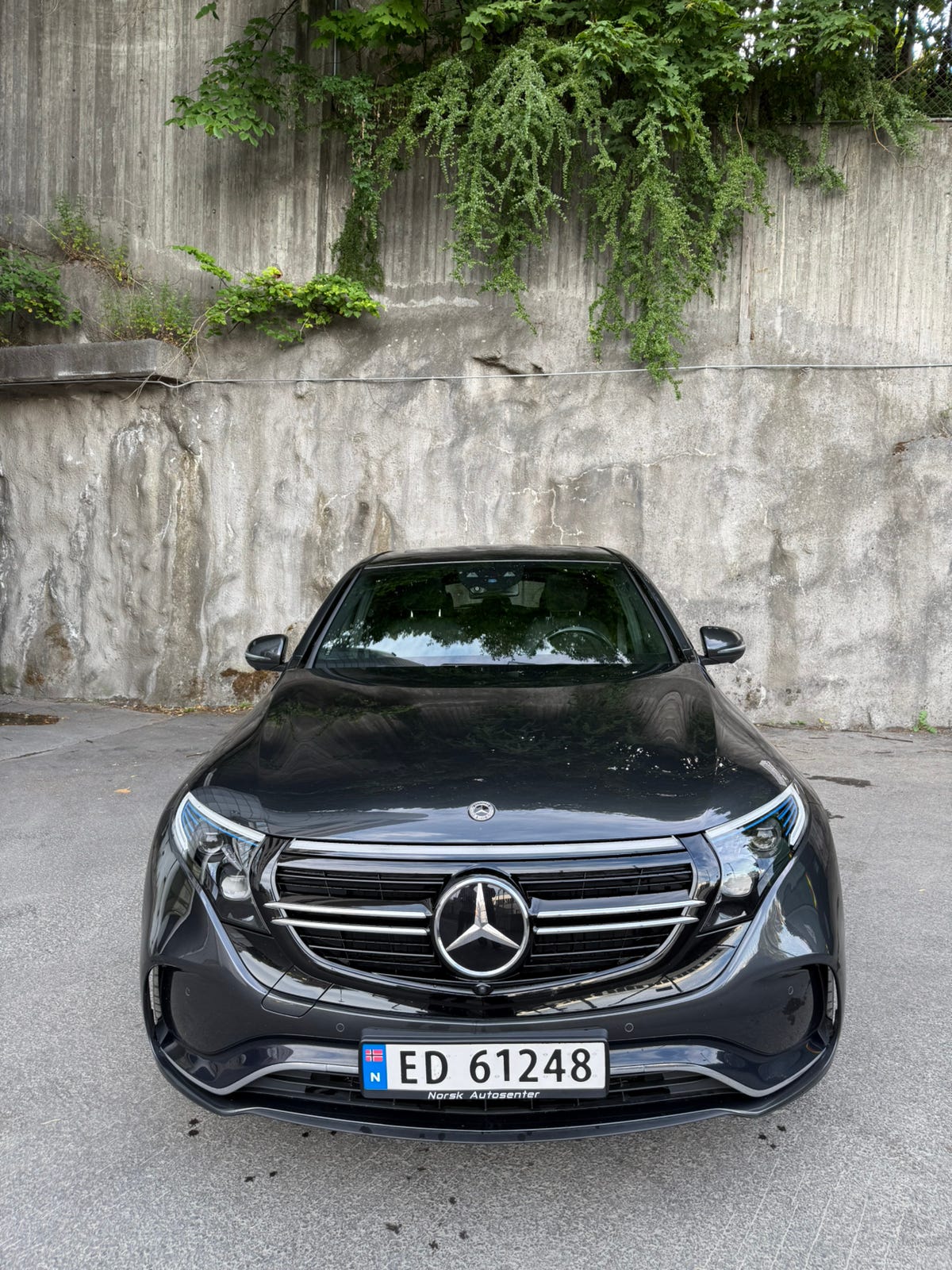 Mercedes-Benz EQC400