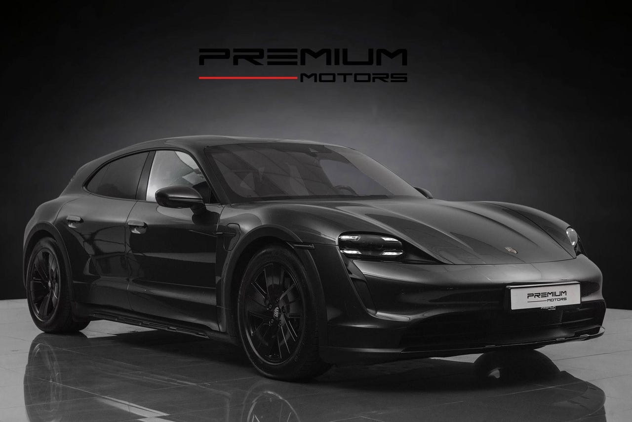 Porsche Taycan Cross Turismo