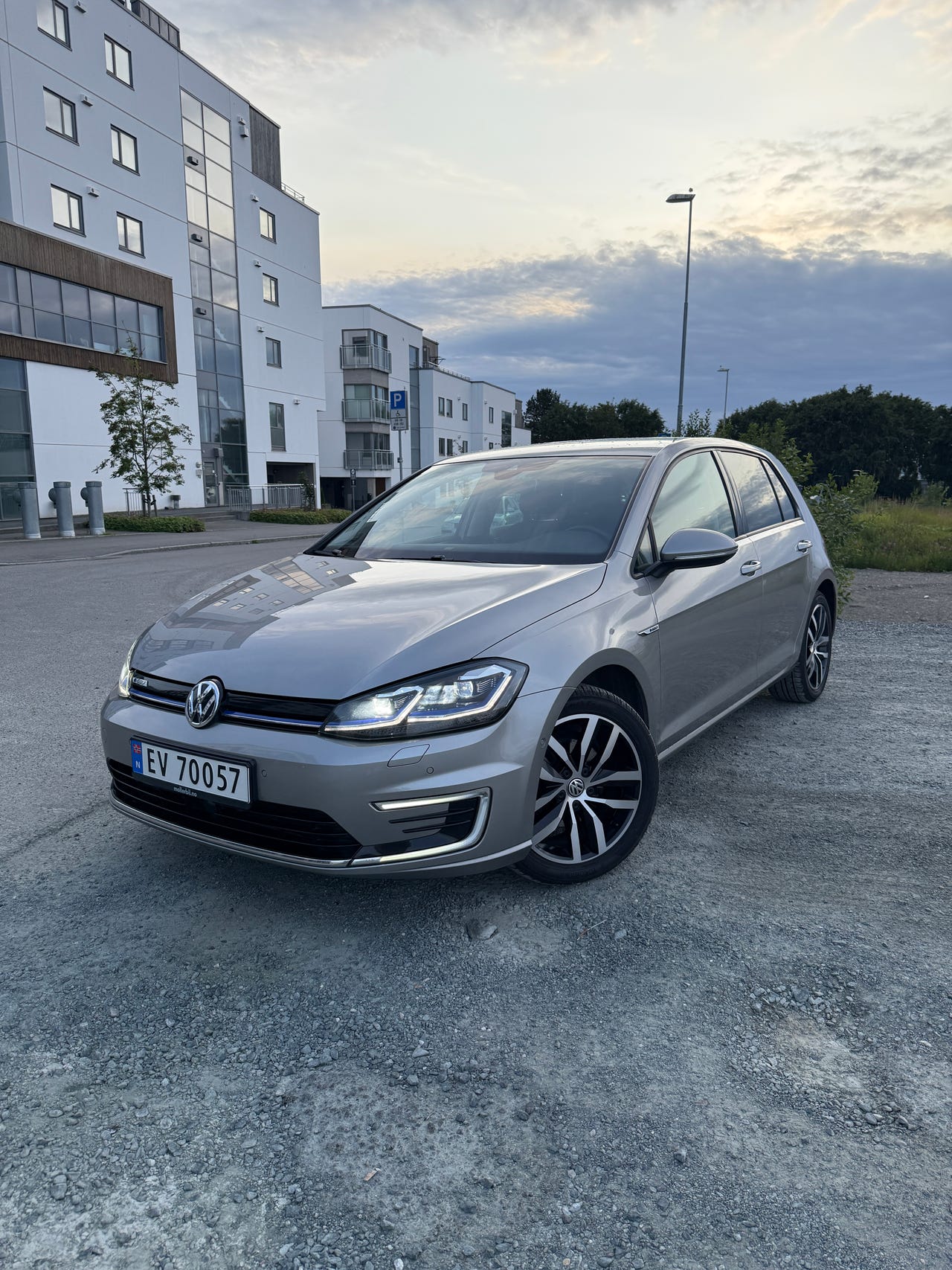 Volkswagen e-Golf VII
