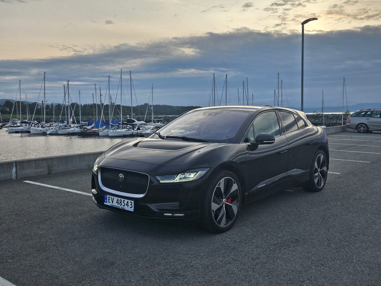 Jaguar I-PACE