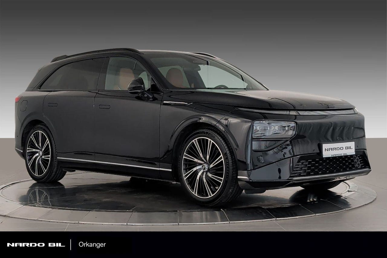 XPeng G9