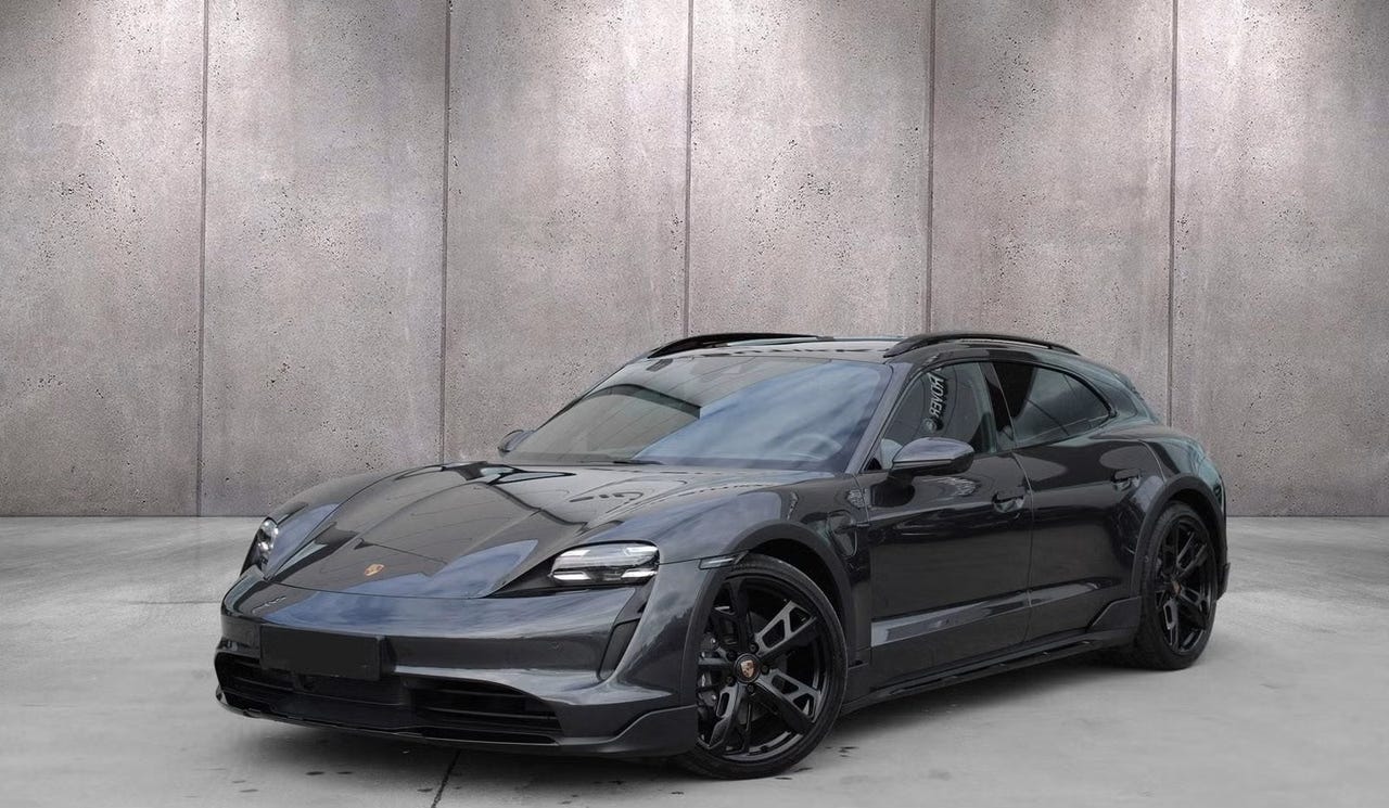 Porsche Taycan Cross Turismo